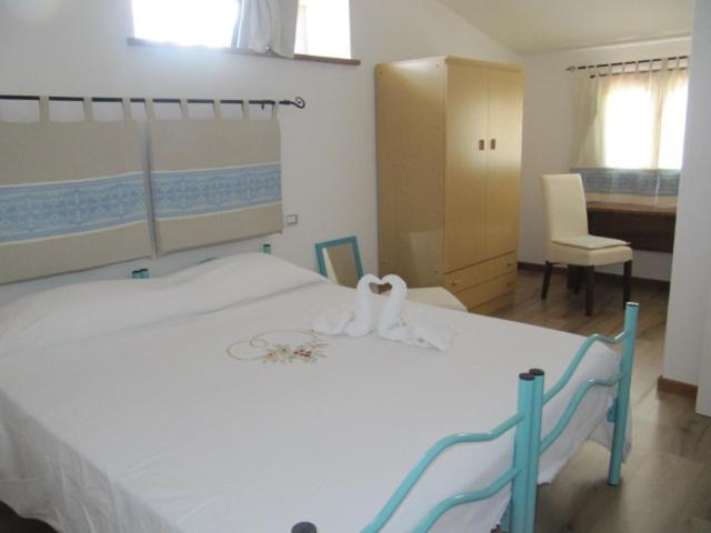B&B I Limoni Sorso Bagian luar foto