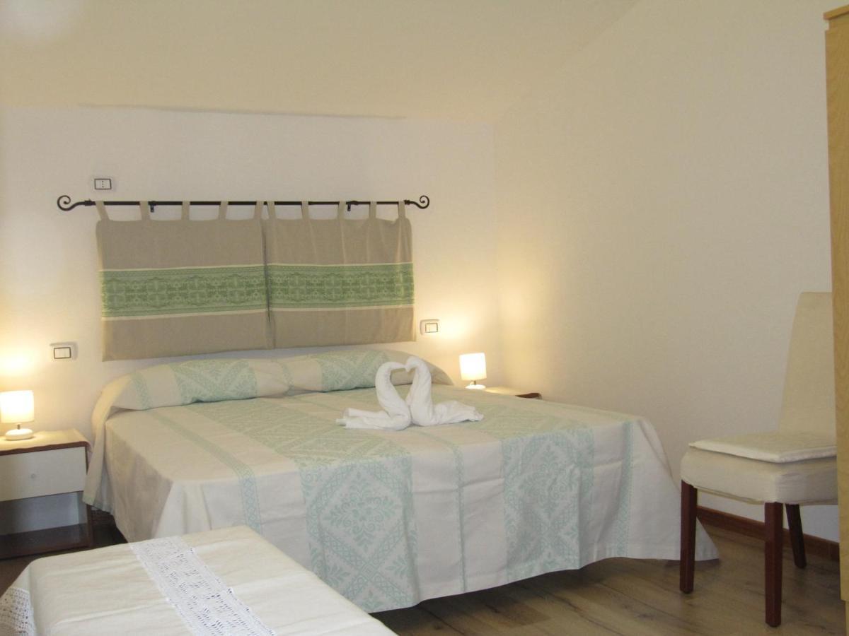 B&B I Limoni Sorso Bagian luar foto